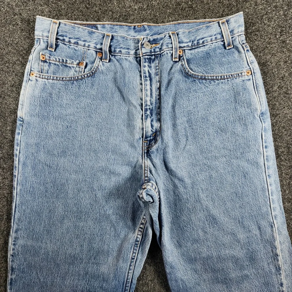 VTG 2000 Levi's 550 Jeans Mens 36x30 Blue Relaxed Fit Light Wash Denim